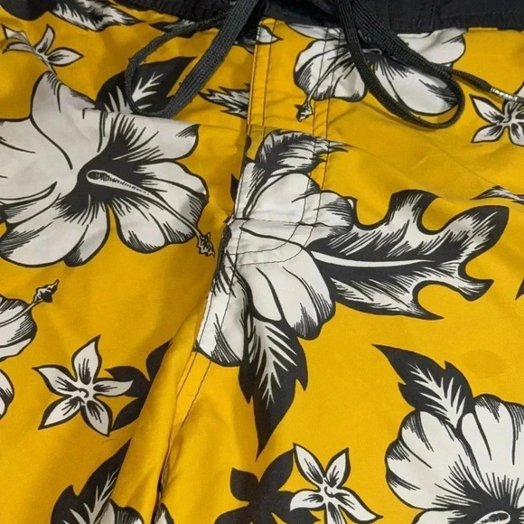 💥Vtg Y2K Floral Men’s Swim Trunks Shorts Swimsuit Bottoms KIRRA Yellow Gray LG - Picture 5 of 8